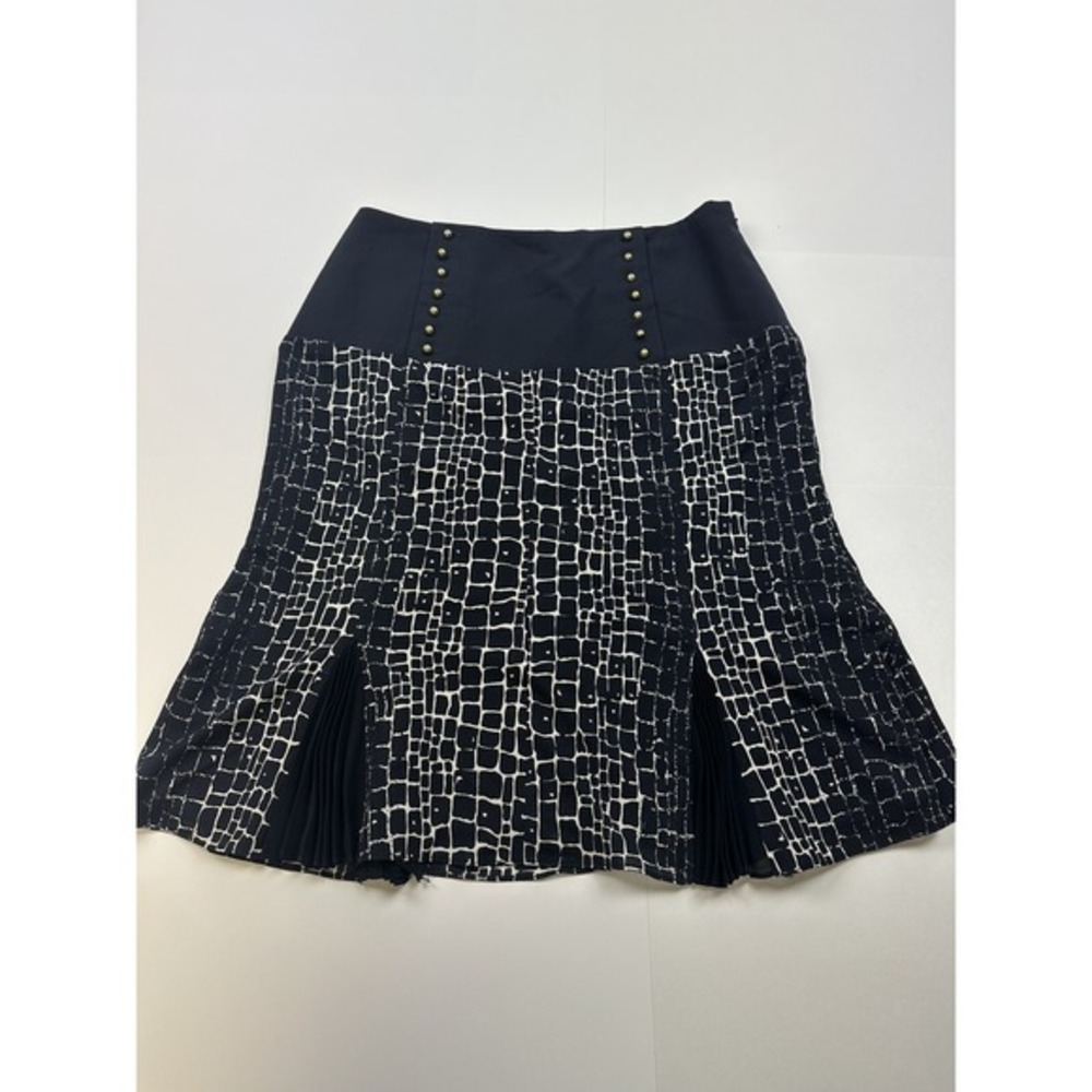 Neiman Marcus ECCOCI 100% Silk  Lined Skirt Size‎ 0  Black / White